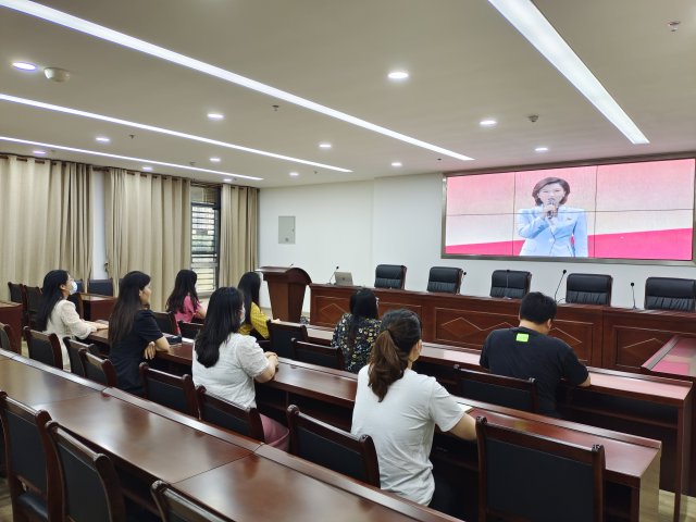 晟宁集团公司*员干部职工积极学习“牢记领袖嘱托 书写北港华章”情景*课